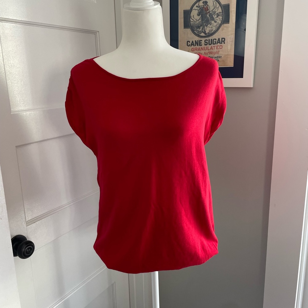 TALBOTS red knit top with ruched shoulders and waist - size small